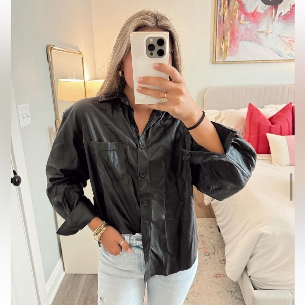 Pistola Leather button up top size XS